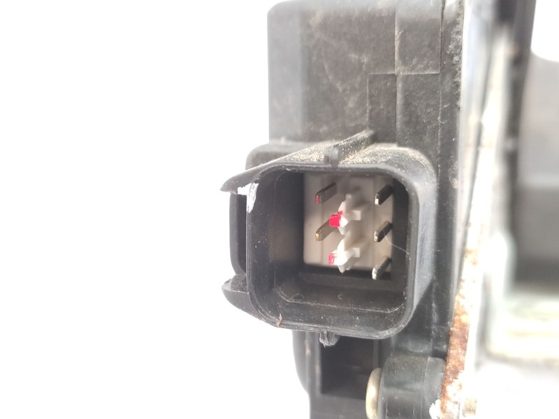 Recambio de cerradura puerta trasera izquierda para hyundai santa fé i (sm) 2.0 crdi 4x4 referencia OEM IAM   
