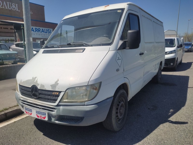 mercedes-benz sprinter 3-t furgoneta (b903) del año 2003
