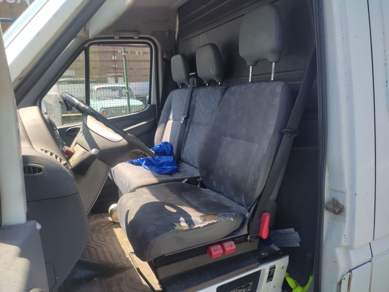 mercedes-benz sprinter 3-t furgoneta (b903) del año 2003