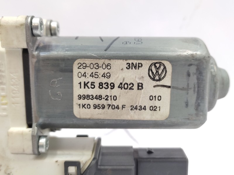 Motor Elevalunas Trasero Derecho 1k0959704f  - Volkswagen Jetta (1k2) 2.0 Tdi 3
