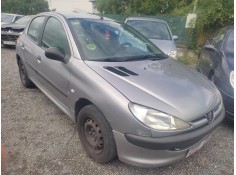 peugeot 206 berlina del año 2002