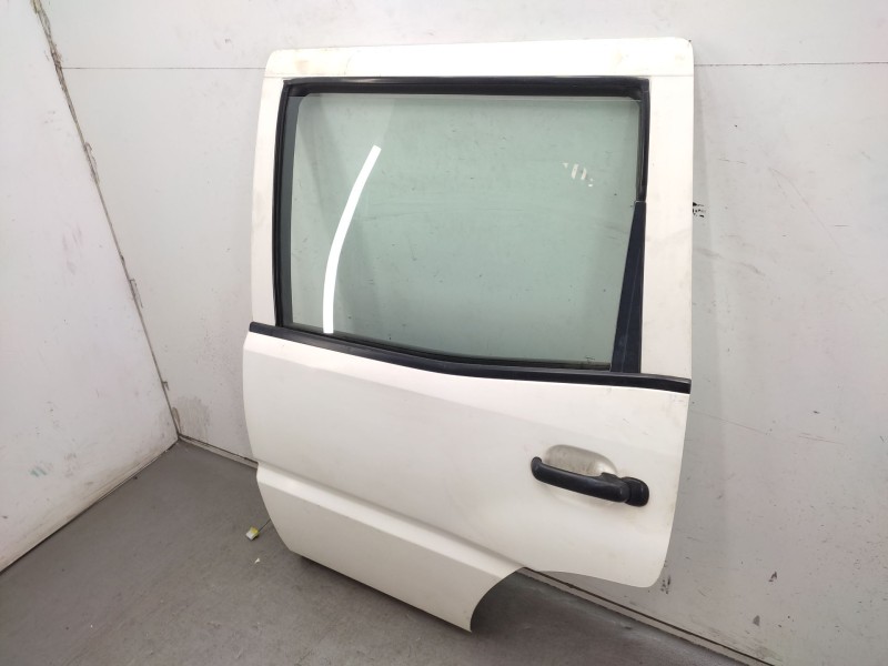 Recambio de puerta trasera izquierda para ford maverick (ml) gl referencia OEM IAM   