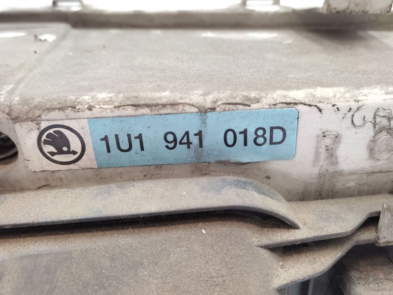 Faro Derecho 1u1941018d 1u1941018p  - Skoda Octavia I (1u2) 1.6 3
