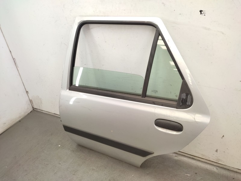 Recambio de puerta trasera izquierda para ford fiesta berlina (dx) 1.25 16v cat referencia OEM IAM   