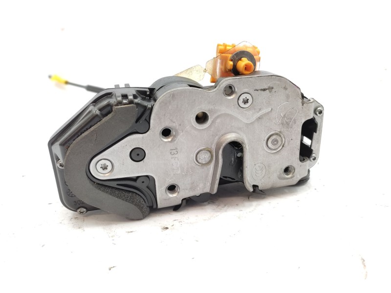 Cerradura Puerta Trasera Derecha 13579557  - Chevrolet Cruze Hatchback 1.6 3