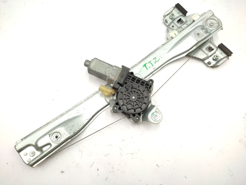 Recambio de elevalunas trasero izquierdo para chevrolet cruze hatchback 1.6 referencia OEM IAM  95299687 