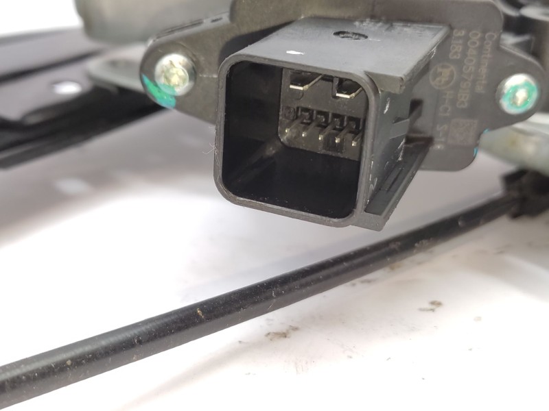 Recambio de elevalunas delantero derecho para chevrolet cruze hatchback 1.6 referencia OEM IAM  94532758 