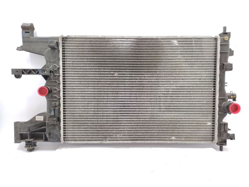 Recambio de radiador agua para chevrolet cruze hatchback 1.6 referencia OEM IAM  13267650 
