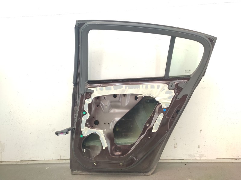 Puerta Trasera Derecha 95476405  - Chevrolet Cruze Hatchback 1.6 4