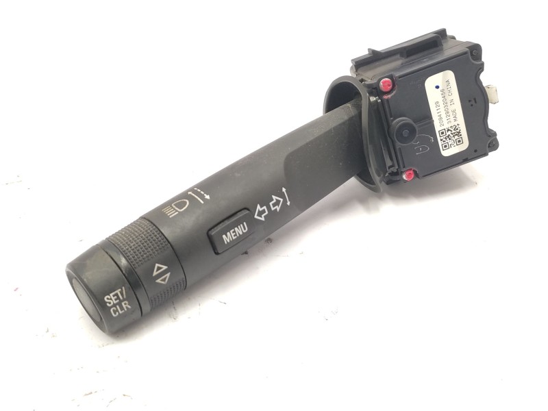 Recambio de mando luces para chevrolet cruze hatchback 1.6 referencia OEM IAM  20941129 