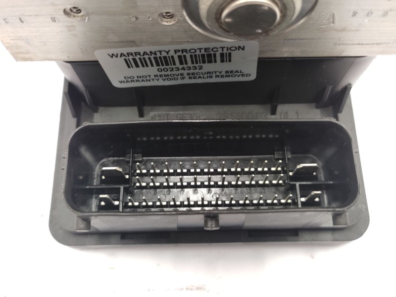 Recambio de abs para chevrolet cruze hatchback 1.6 referencia OEM IAM  13384013 