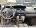 RENAULT GRAND SCÉNIC II (JM0/1_)