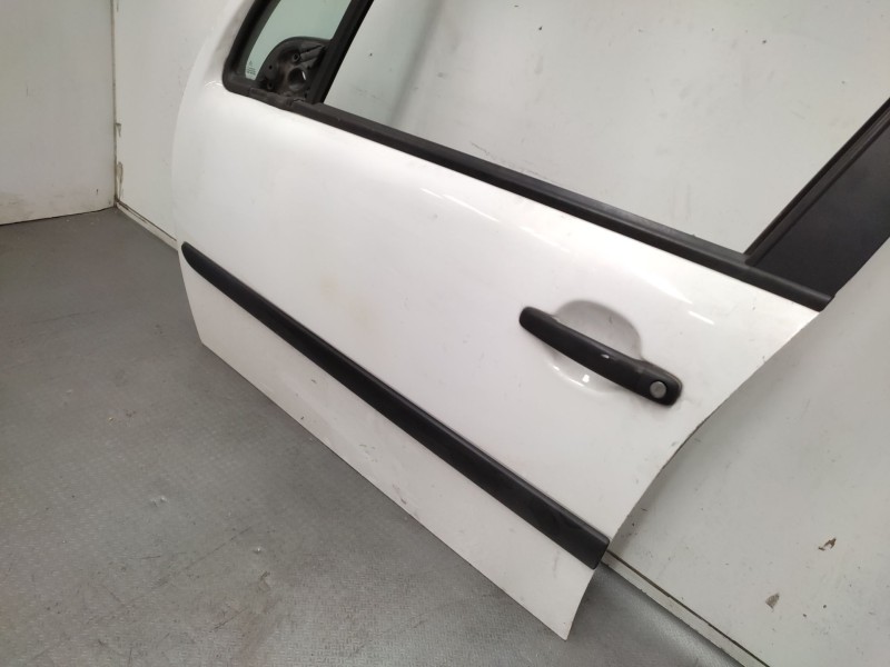 Puerta Delantera Izquierda 9002x2  - Citroën C3 1.4 Hdi Sx Plus 4