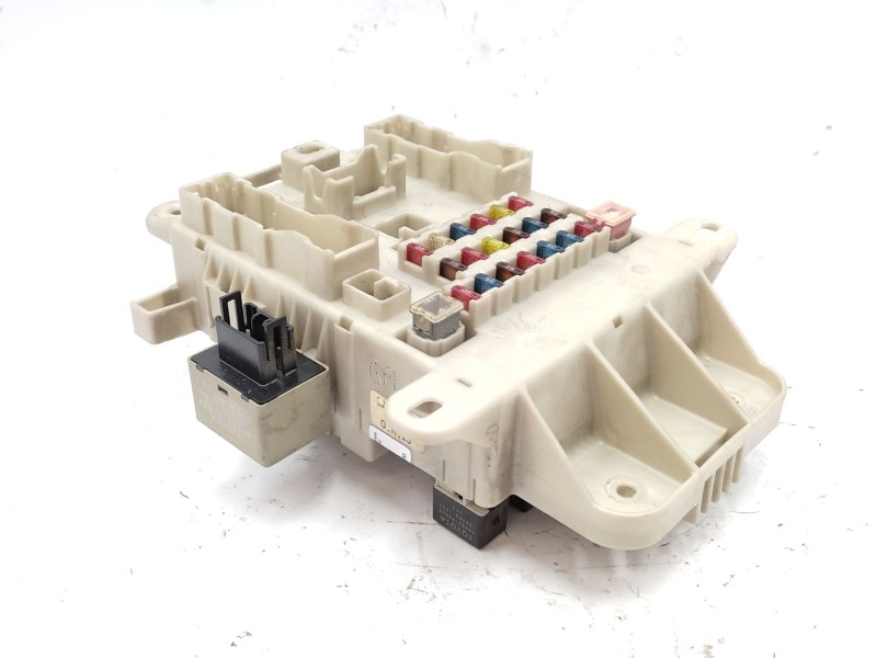 Recambio de caja reles / fusibles para toyota rav 4 ii (_a2_) 2.0 4wd (aca21, aca20) referencia OEM IAM   