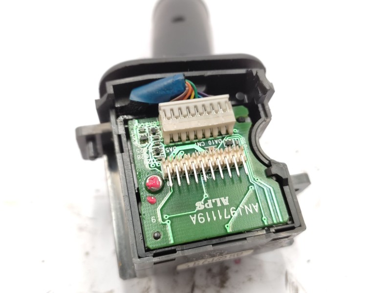 Recambio de mando limpia para volvo xc70 i cross country (295) d5 xc awd referencia OEM IAM   