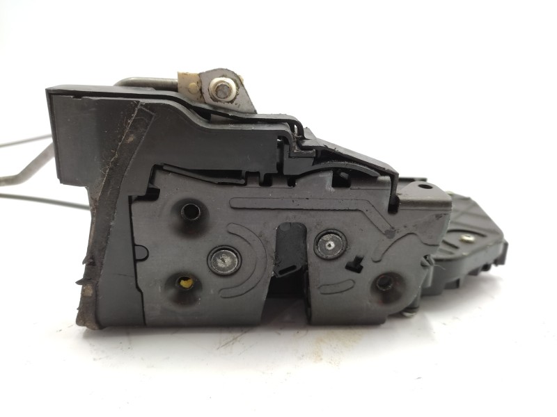 Recambio de cerradura puerta trasera derecha para mazda 3 berlina (bk) 1.6 crdt active referencia OEM IAM BP4P72310C  