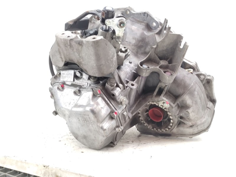 Recambio de caja cambios para chevrolet cruze hatchback 1.6 referencia OEM IAM   