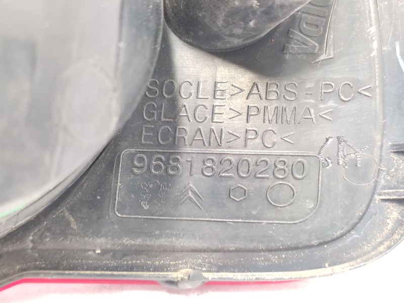 Recambio de piloto trasero izquierdo paragolpes para citroën c3 picasso (sh_) 1.6 hdi referencia OEM IAM   