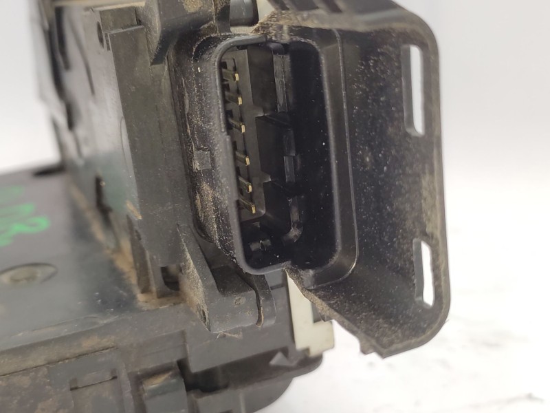 Recambio de cerradura puerta delantera derecha para citroën c3 picasso (sh_) 1.6 hdi referencia OEM IAM  9136FH 