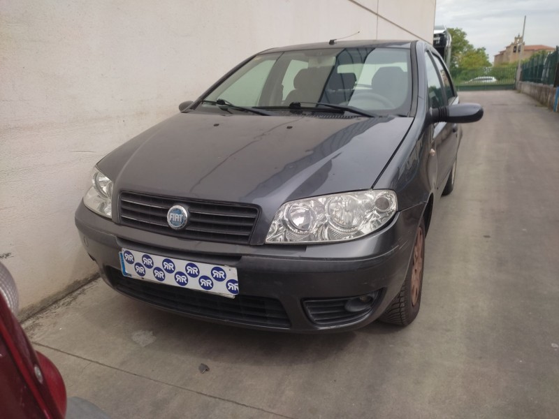 fiat punto (188_) del año 2003