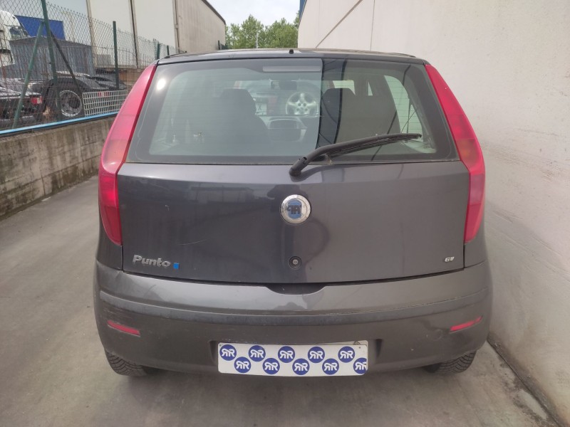 fiat punto (188_) del año 2003