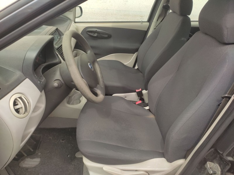 fiat punto (188_) del año 2003