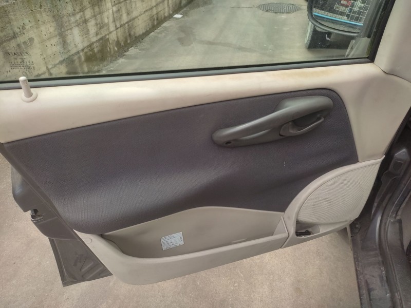 fiat punto (188_) del año 2003