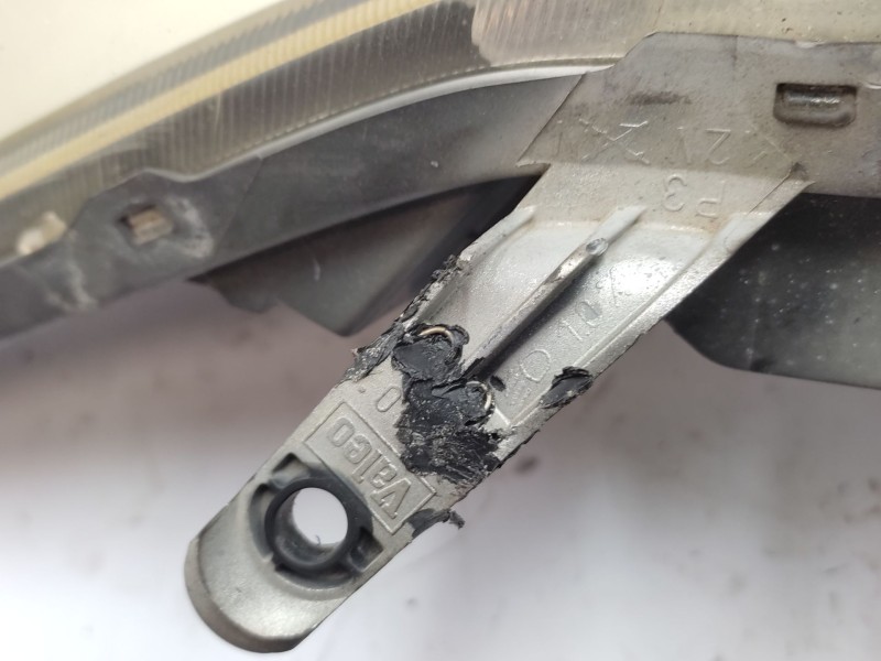 Faro Izquierdo 8117002460 89901944 - Toyota Auris (_e15_) 1.4 (zze150_) 6
