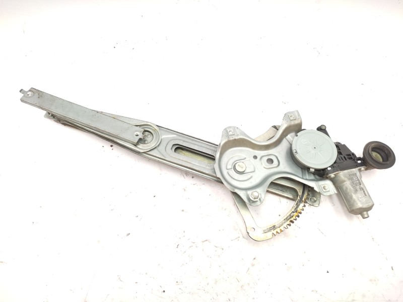 Recambio de elevalunas delantero derecho para toyota auris (_e15_) 1.4 (zze150_) referencia OEM IAM  6981002320 