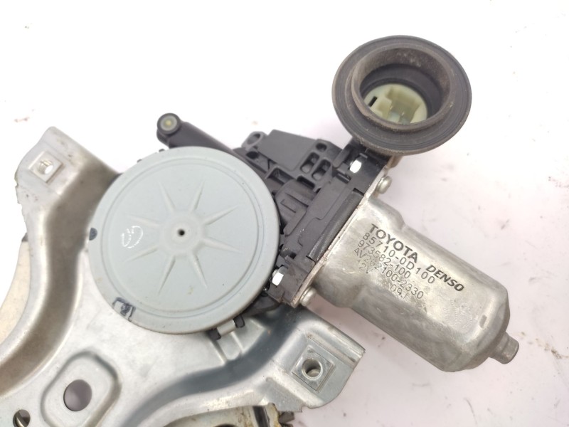 Elevalunas Delantero Derecho 6981002320  - Toyota Auris (_e15_) 1.4 (zze150_) 2