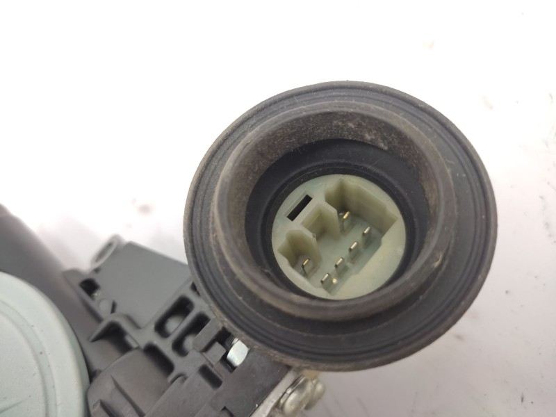 Elevalunas Delantero Derecho 6981002320  - Toyota Auris (_e15_) 1.4 (zze150_) 3