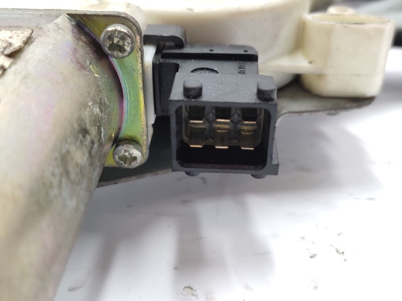 Recambio de elevalunas delantero derecho para saab 9-3 sport hatch 1.9 tid linear sport referencia OEM IAM   