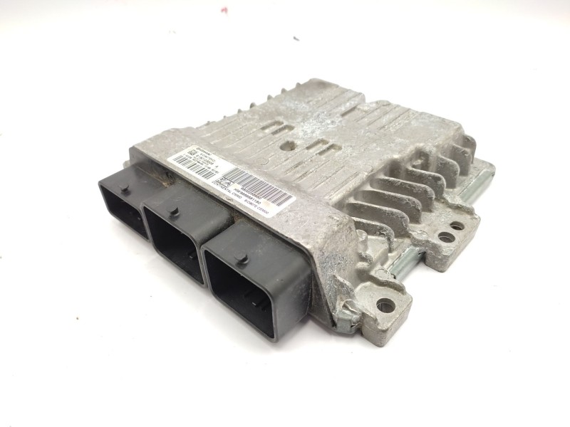 Recambio de centralita motor uce para peugeot 5008 (0u_, 0e_) 1.6 hdi referencia OEM IAM   