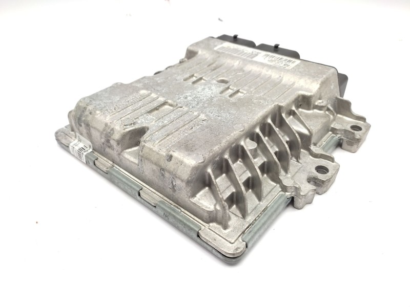 Recambio de centralita motor uce para peugeot 5008 (0u_, 0e_) 1.6 hdi referencia OEM IAM   