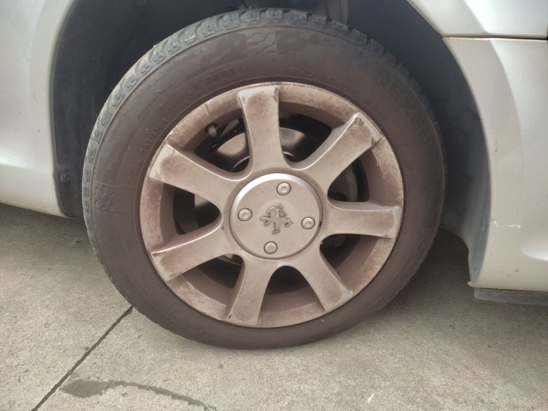 peugeot 1007 (km_) del año 2006