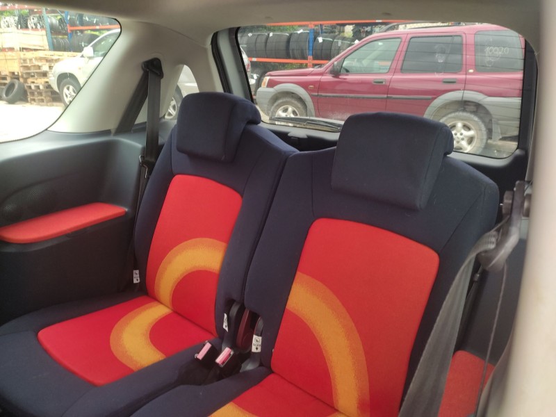 peugeot 1007 (km_) del año 2006