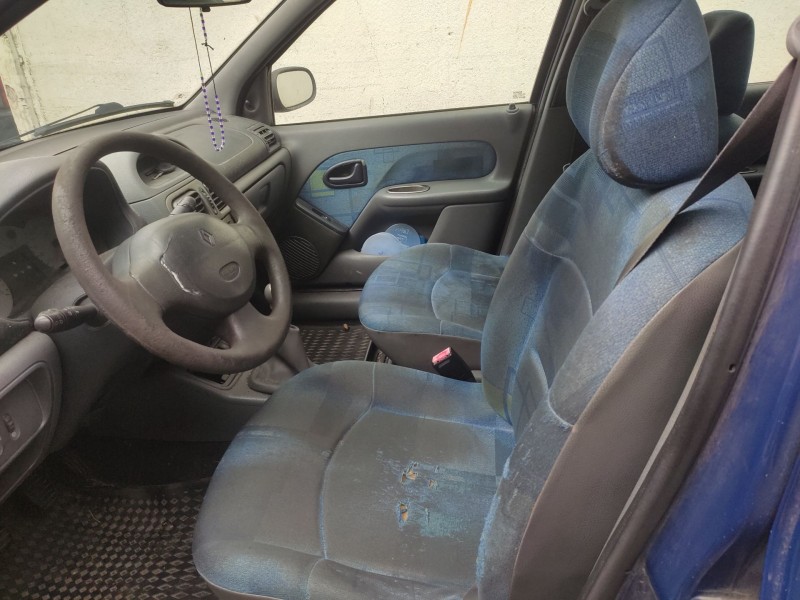 renault clio ii (bb_, cb_) del año 2000