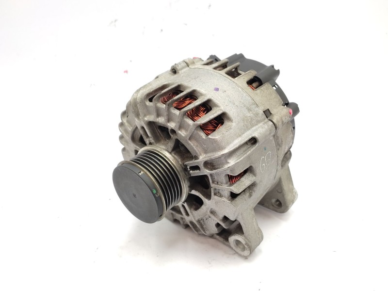 Recambio de alternador para peugeot 5008 (0u_, 0e_) 1.6 hdi referencia OEM IAM   