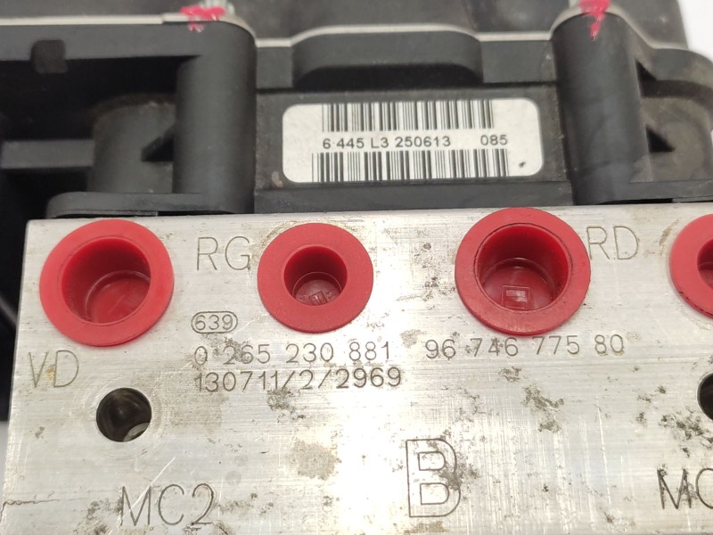 Recambio de abs para peugeot 5008 (0u_, 0e_) 1.6 hdi referencia OEM IAM   