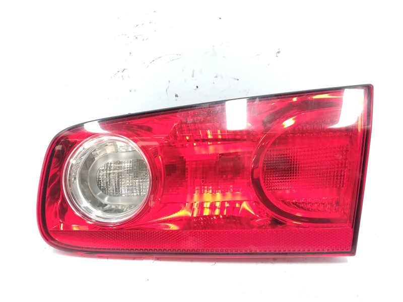 Recambio de piloto trasero derecho interior para renault laguna ii (bg0/1_) 1.9 dci (bg1a, bg1v) referencia OEM IAM   