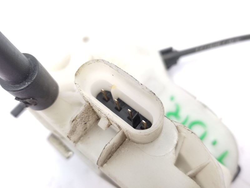 Recambio de cerradura puerta trasera derecha para renault laguna ii (bg0/1_) 1.9 dci (bg1a, bg1v) referencia OEM IAM   