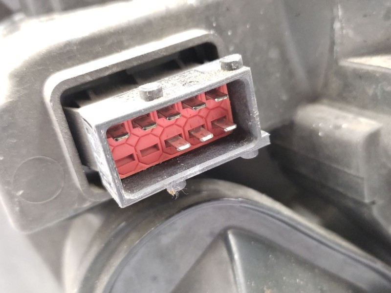 Recambio de faro derecho para opel vectra c (z02) 1.8 16v referencia OEM IAM   