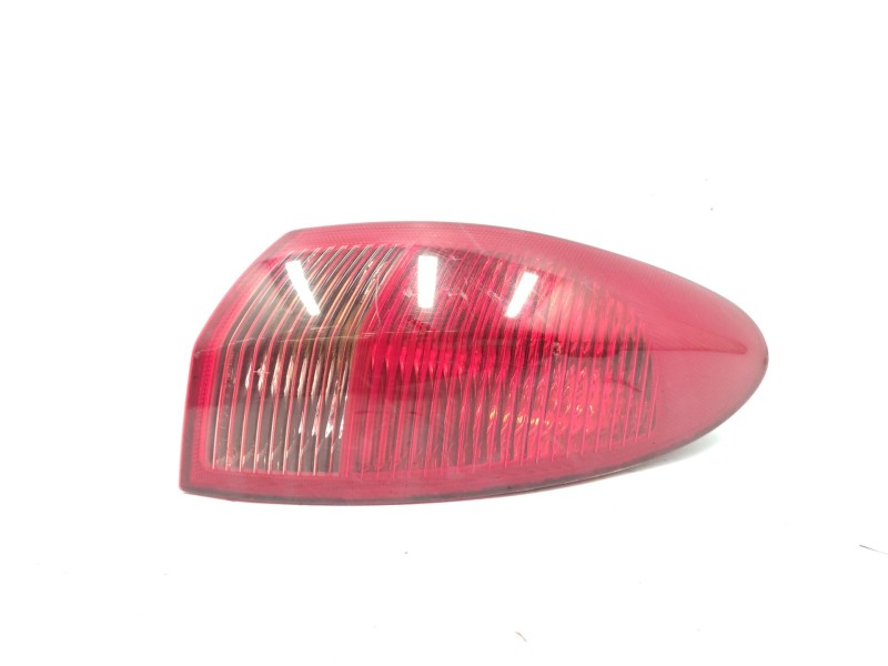 Recambio de piloto trasero derecho para alfa romeo 147 (937_) 1.9 jtdm 8v (937.axd1a, 937.axu1a, 937.bxu1a) referencia OEM IAM  