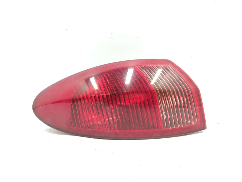 Recambio de piloto trasero izquierdo para alfa romeo 147 (937_) 1.9 jtdm 8v (937.axd1a, 937.axu1a, 937.bxu1a) referencia OEM IAM