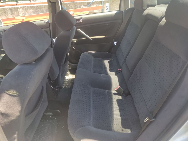 volkswagen passat b5.5 (3b3) del año 2003