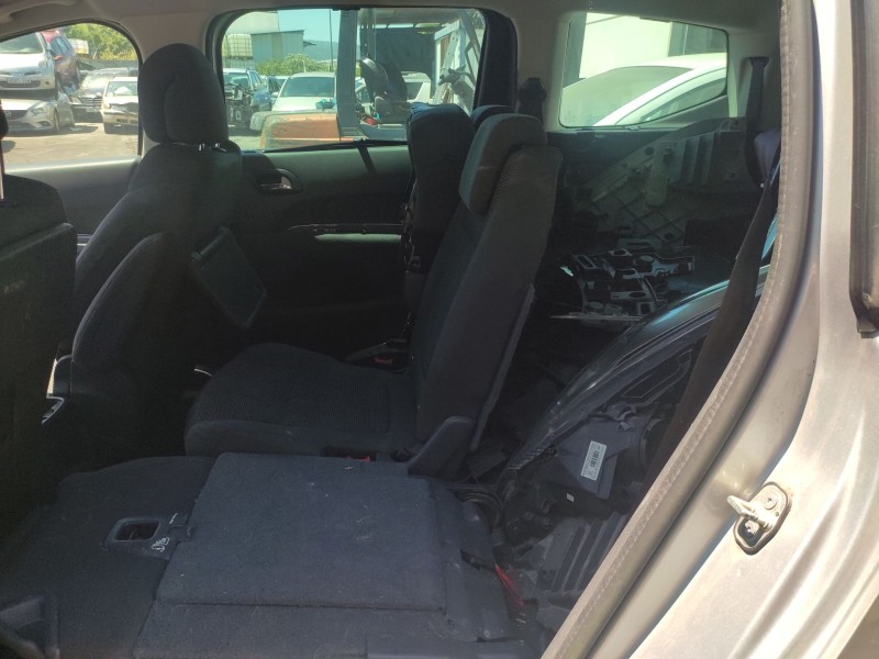 peugeot 5008 (0u_, 0e_) del año 2014