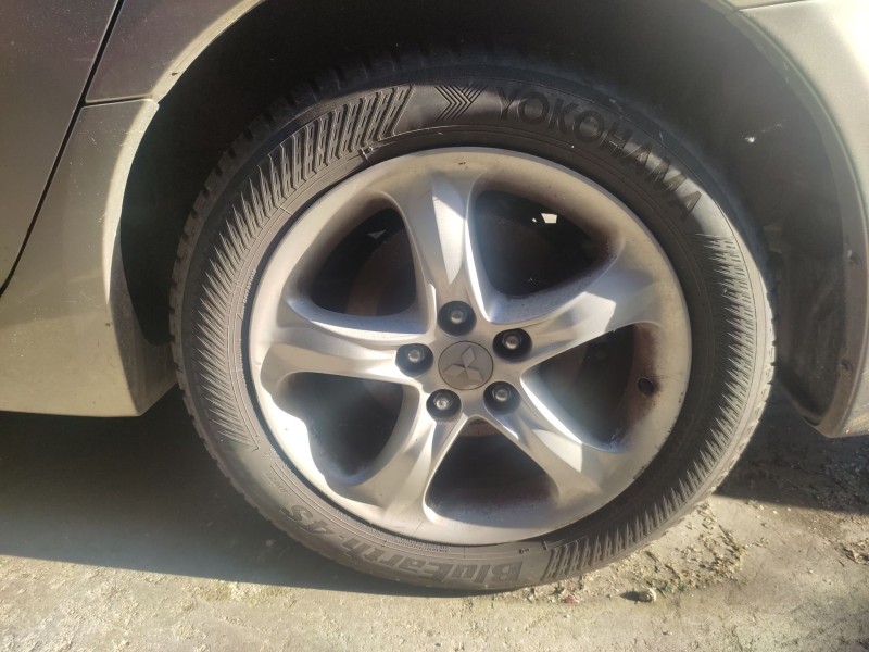 mitsubishi grandis (na_w) del año 2006