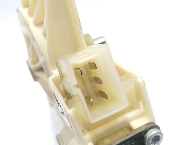 Recambio de motor elevalunas trasero izquierdo para mercedes-benz clase c (w204) c 220 cdi (204.008) referencia OEM IAM   