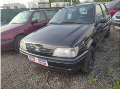ford fiesta berlina del año 1995