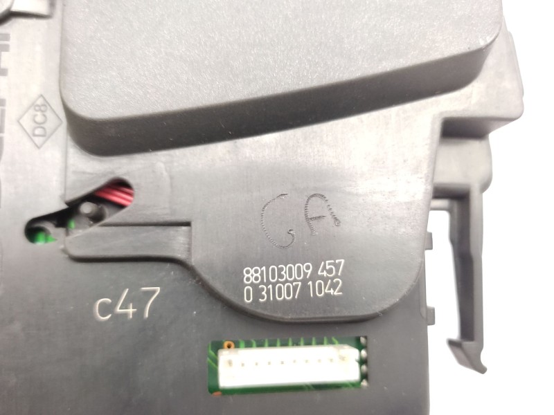 Recambio de mando limpia para renault clio iii (br0/1, cr0/1) 1.2 16v (br02, br0j, br11, cr02, cr0j, cr11) referencia OEM IAM   